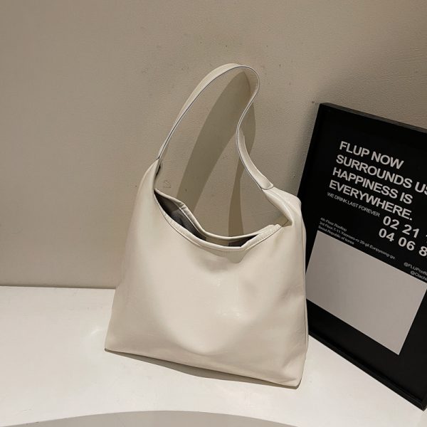 Trendy Large Capacity Tote Bag for Women - Stylish Shoulder Handbag for Commuting, High-Quality Underarm Design, 2025 Fashion