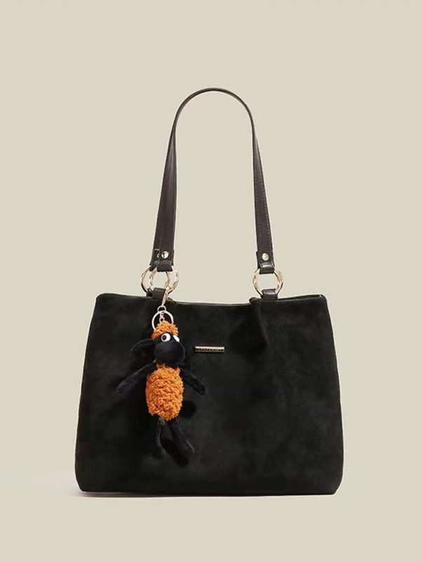 Trendy Large Capacity Tote Bag for Women, 2023 College Style, Ideal for Students and Commuting, Chic Shoulder Bag