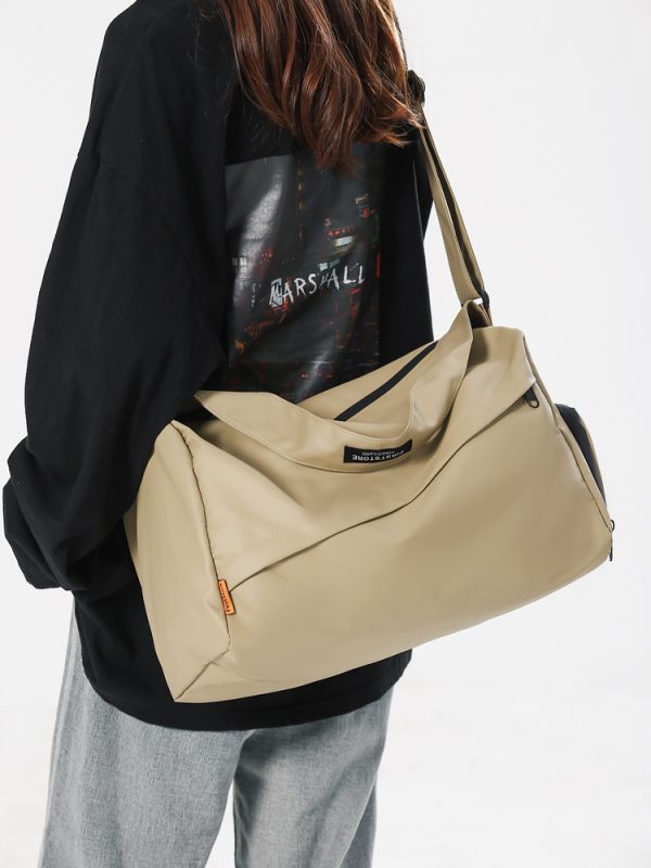 Trendy Lightweight Crossbody Bag for Men and Women - Dry and Wet Separation Sports Fitness Handbag