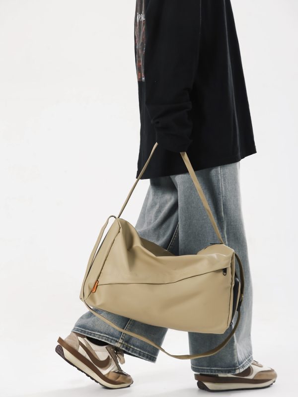 Trendy Lightweight Crossbody Bag for Men and Women - Dry and Wet Separation Sports Fitness Handbag