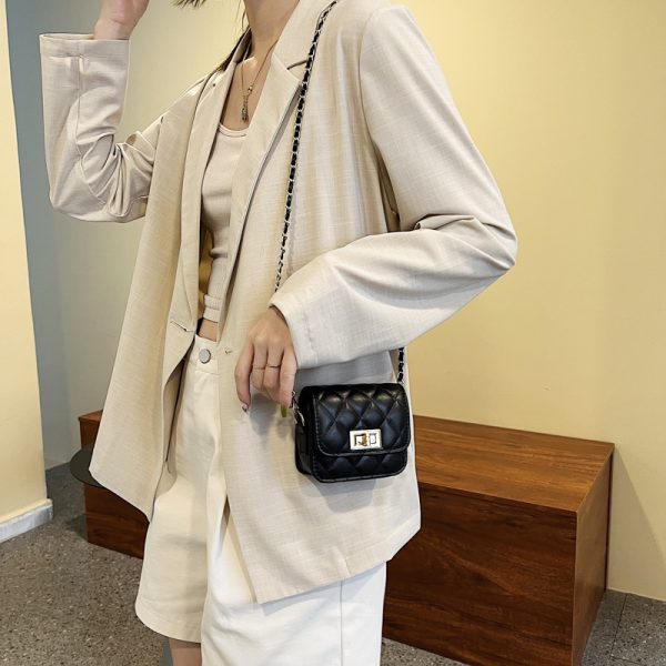 Trendy Mini Chain Crossbody Bag for Women - Versatile Small Square Shoulder Bag for Summer 2025 Fashion