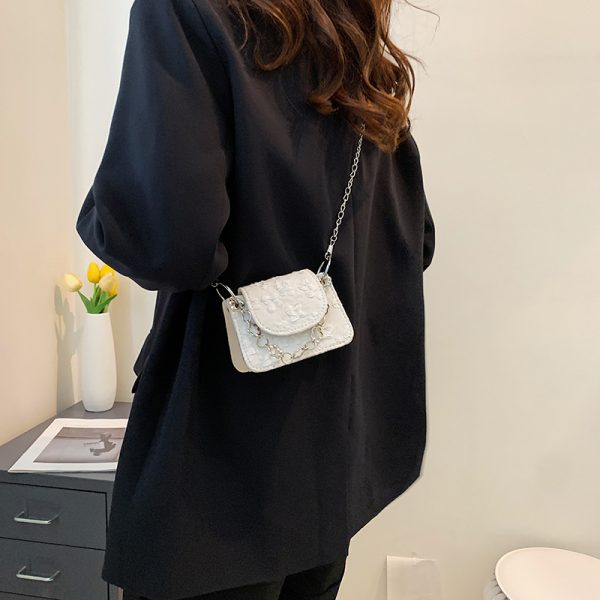 Trendy Mini Crossbody Handbag for Women - Versatile Chain Clutch Bag for Summer 2025 Fashion