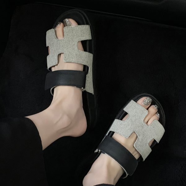 Trendy Sheepskin One-Strap Sandals for Women - Casual Thick Sole Slippers with Velcro Closure, Stylish Footwear for Everyday Wear