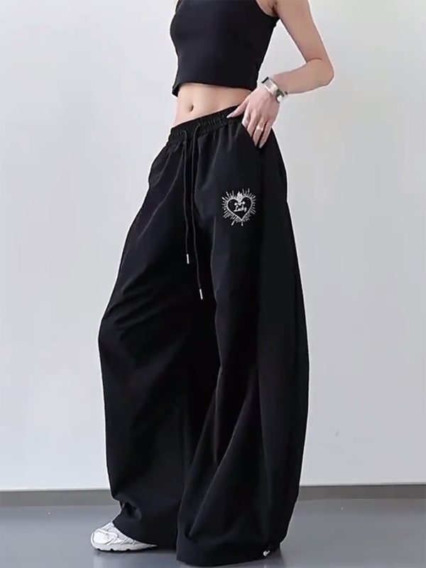 Trendy White Cargo Pants for Women, Loose Fit Hip-Hop Style, Casual Streetwear for Dance and Everyday Wear