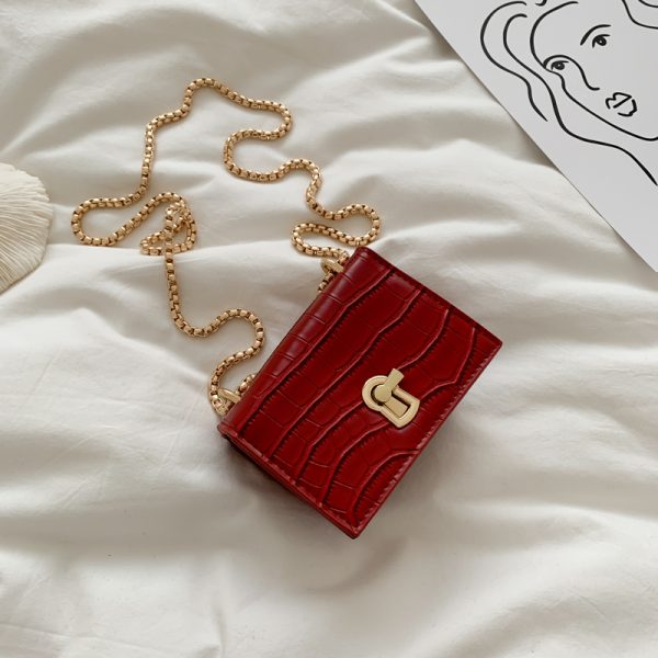 Trendy Women's Small Chain Bag 2025 - Korean Style Versatile Shoulder Crossbody Bag for Internet Celebrity Fashion
