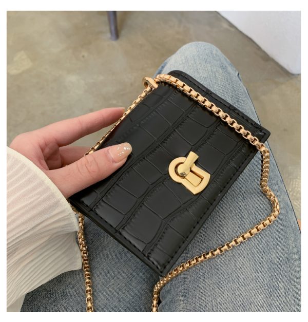 Trendy Women's Small Chain Bag 2025 - Korean Style Versatile Shoulder Crossbody Bag for Internet Celebrity Fashion