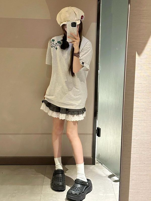 Unique Floral Embroidered Short Sleeve T-Shirt for Women - Retro High-End Summer Tee with Distinctive Shoulder Design