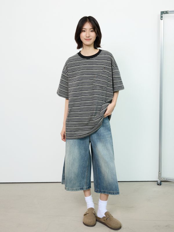 Unisex American Retro Striped Short Sleeve T-Shirt with Round Neck and Cutout Pocket Design - Y2K Style Fashion Top