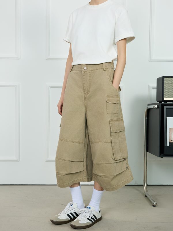 Unisex American-Style Wide-Leg Loose Pleated Seven-Point Shorts for Summer Commuting - Fashionable Workwear with Pockets