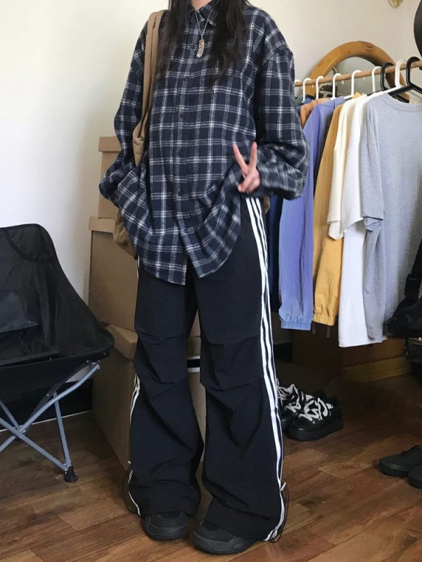 Unisex American Vintage Plaid Shirt - Chic Hong Kong Style Long Sleeve Coat for Spring - Trendy Couples Wool Shirt
