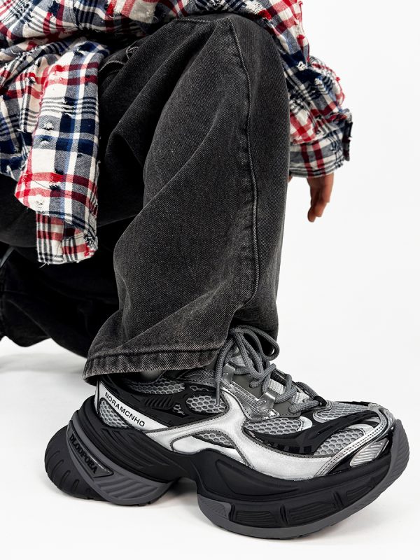 Unisex Black Scorpio Dad Shoes - Retro Thick-Soled Height-Increasing Sports Sneakers, Warrior Mecha Style, Trendy National Design
