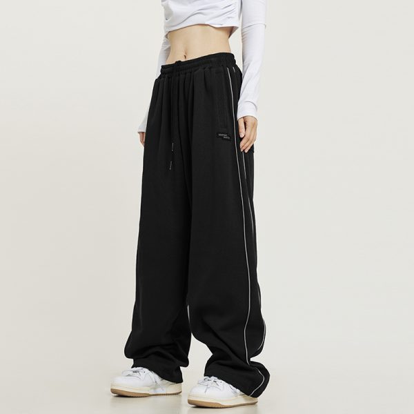 Unisex Casual Sports Pants - Hip Hop Sweatpants with Beer Team Captain Design, American High Street Style, Perfect for Dance and Jazz