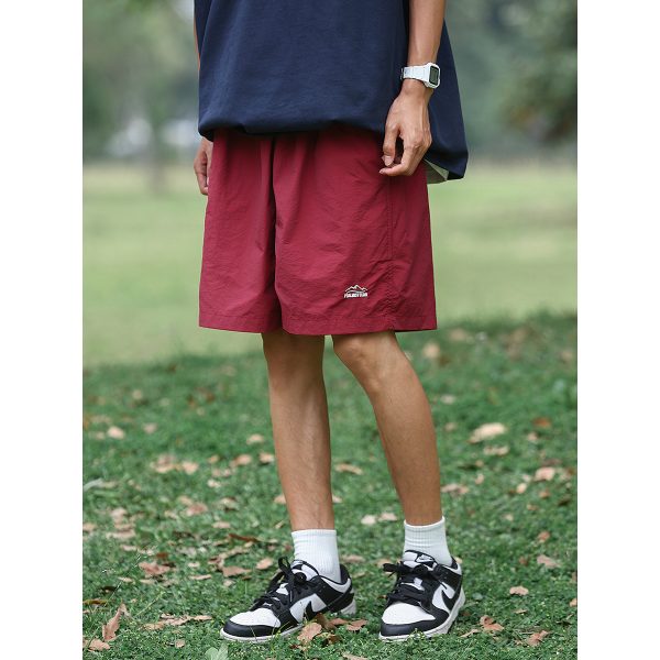 Unisex Quick-Dry Solid Color Sports Shorts - Lightweight Breathable Casual Beach Five-Point Pants for Summer Outdoor Activities