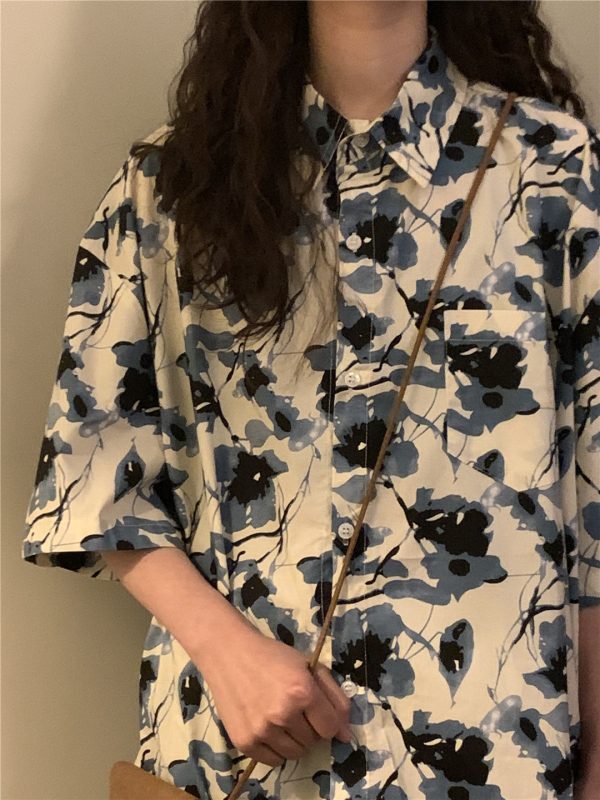 Unisex Retro Floral Polo Collar Shirt - Japanese Style Loose Casual Short Sleeve Top for Summer Fashion