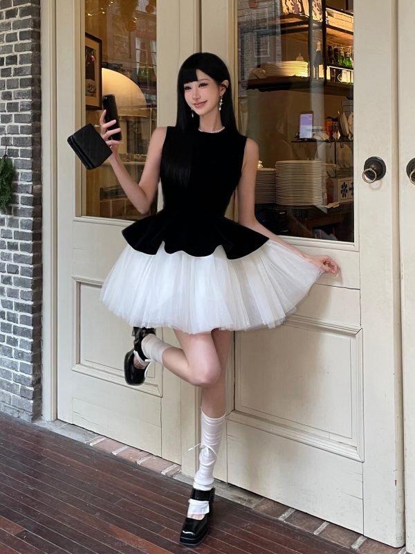 Velvet Spliced Ballet Skirt and Mesh Sleeveless Vest Dress - Princess Style Puff Skirt, Y2K Fashion, 90s Inspired