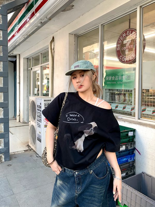 Versatile Black Short Sleeve T-Shirt with Dog Print for Women - Loose Slim Fit, Spring Fashion Essentials, Y2K Style