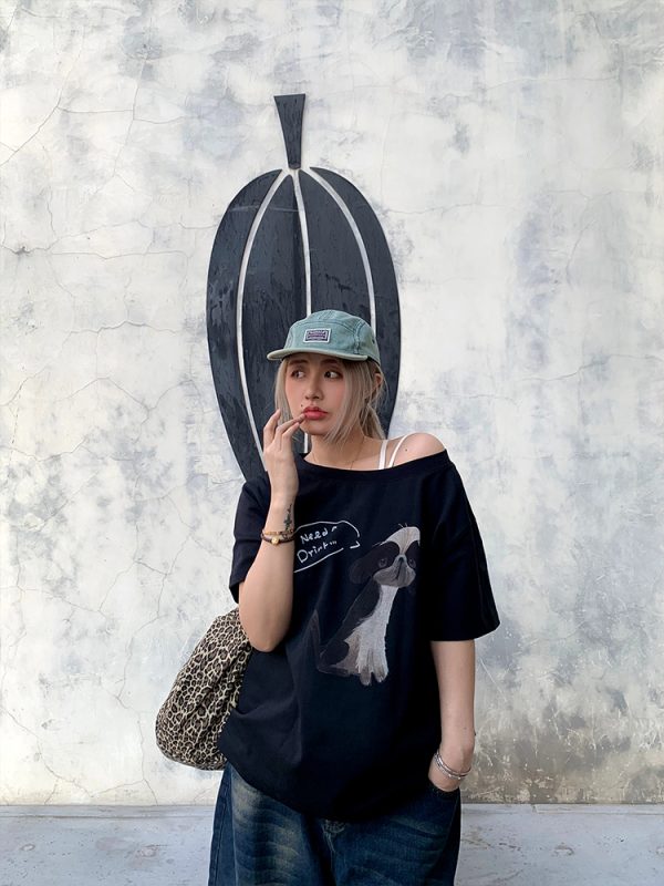 Versatile Black Short Sleeve T-Shirt with Dog Print for Women - Loose Slim Fit, Spring Fashion Essentials, Y2K Style