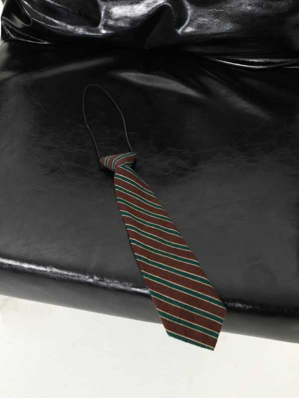 Versatile Brown Tie Melard Shirt - Portable Fashion Essential for Any Occasion, Perfect for Layering and Styling