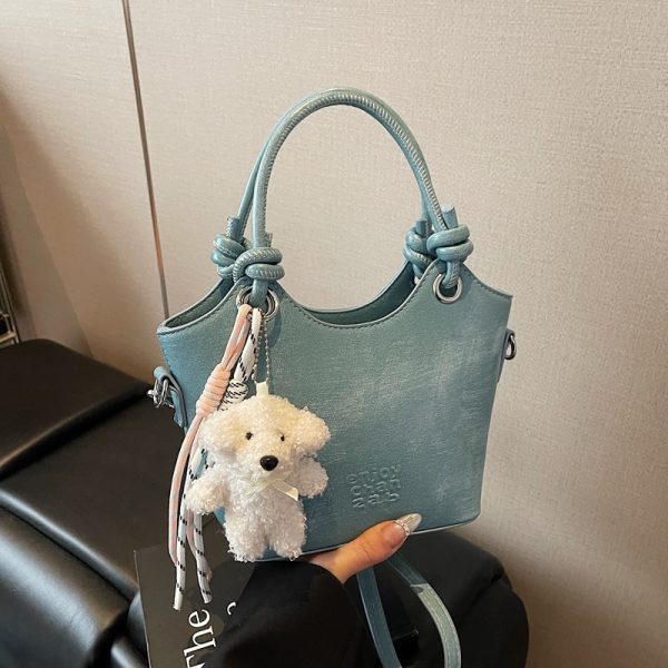 Versatile Crossbody Handbag for Women, Stylish Small Bag with High-End Feel, Casual Letter Design, Perfect for Everyday Use