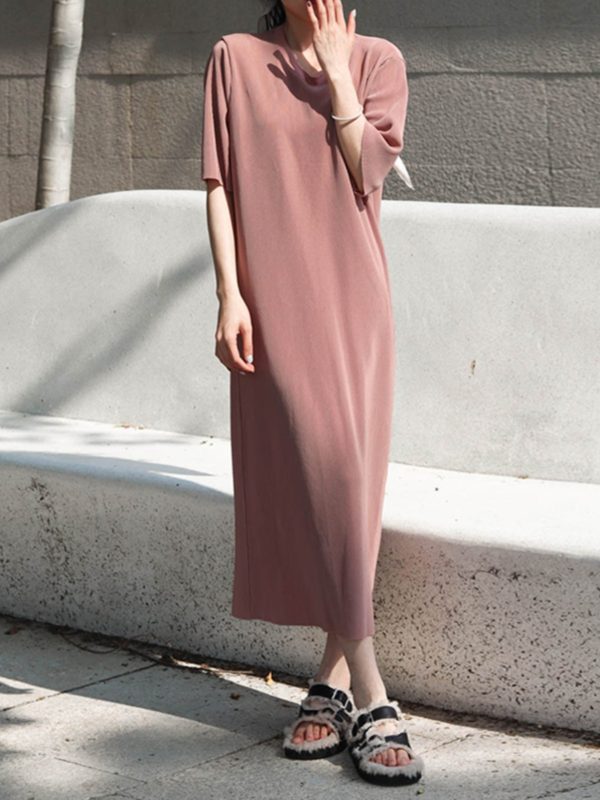 Versatile High-Temperature Pleated Paper Doll Dress with Toothpick Pleats, Knee-Length, Round Neck, Short Sleeves, Slimming Style