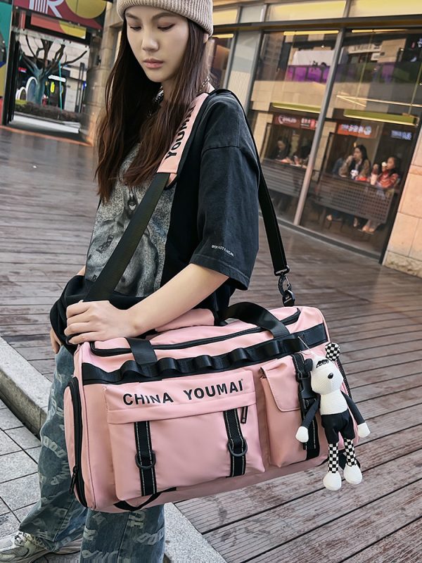 Versatile Large Capacity Travel Backpack for Men and Women â€“ Ideal for Business, School, Sports, and Weekend Getaways