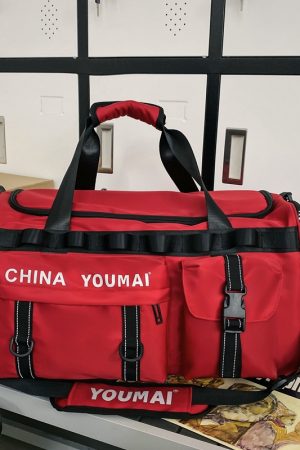Versatile Large Capacity Travel Backpack for Men and Women â€“ Ideal for Business, School, Sports, and Weekend Getaways