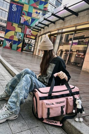 Versatile Large Capacity Travel Backpack for Men and Women â€“ Ideal for Business, School, Sports, and Weekend Getaways