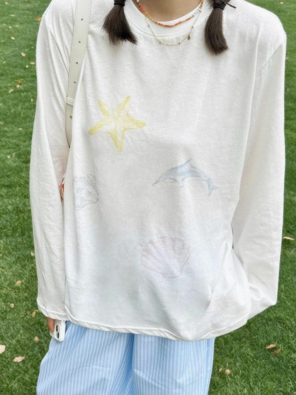 Versatile Long-Sleeve Dolphin Cartoon Print Sun Protection Cover-Up - Slightly Sheer Snowflake Cotton, Casual Korean Style for Women