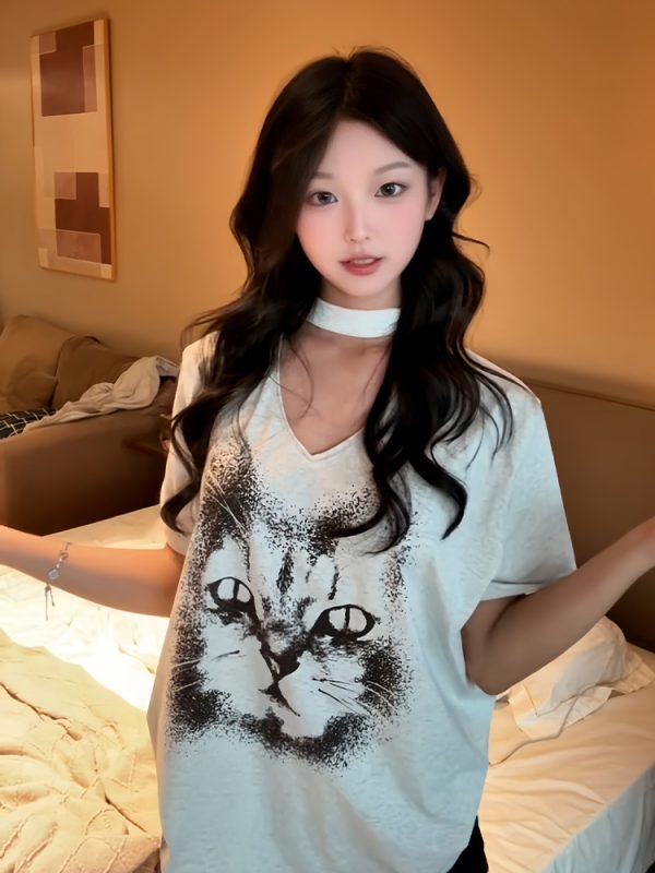 Vintage American Heavyweight Cat Face Print T-Shirt for Women - Summer V-Neck Short Sleeve Loose Fit White Top