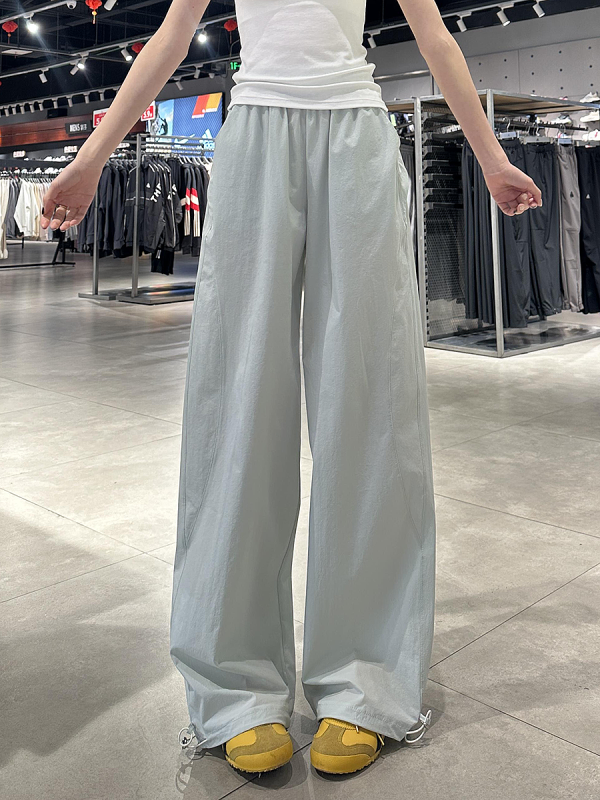 Vintage American-Style Cargo Pants for Women - Loose-Fitting Tapered Wide-Leg Design with Elastic Waist - Casual Versatile Sportswear