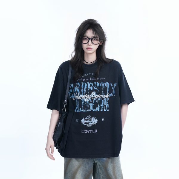 Vintage American-Style Distressed Loose Fit Short-Sleeve T-Shirt for Women with Mottled Print - Y2K Fashion Essential