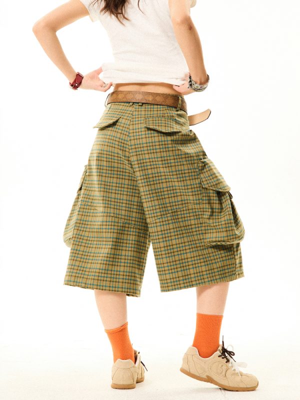 Vintage American-Style Plaid Capri Pants for Women, Wide-Leg Workwear Shorts, Casual Versatile 90s Inspired Fashion