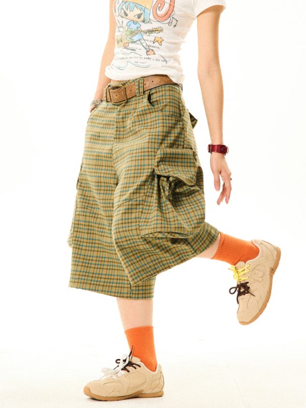 Vintage American-Style Plaid Capri Pants for Women, Wide-Leg Workwear Shorts, Casual Versatile 90s Inspired Fashion