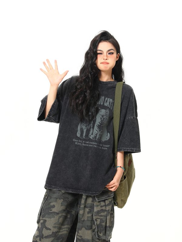 Vintage Black Cat Printed Short Sleeve T-Shirt for Women - Loose Wash-Distressed Summer Tee, Trendy 90s Couple Style