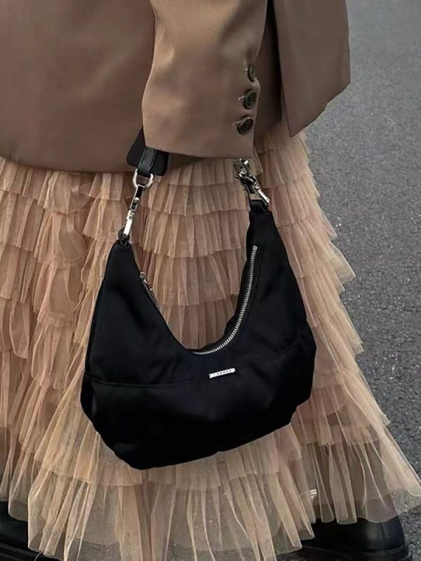 Vintage Black Crescent Tote Bag for Women - High-End Cloud Design Shoulder Bag, Chic Underarm Bag for 2023