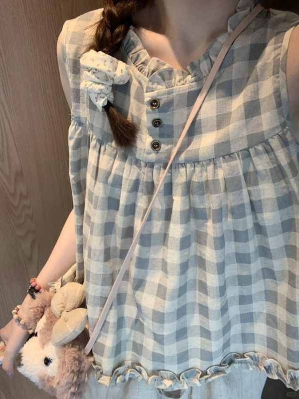 Vintage Checkered Sleeveless Shirt for Girls with Ruffled Edges - Summer Doll-Style Top for Middle and High School Students