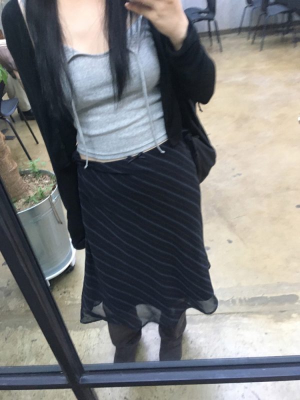 Vintage Diagonal Striped Mesh Mid-Length Skirt for Women, Slim Straight Retro Design, Low Waist Bow Detail, Y2K Style
