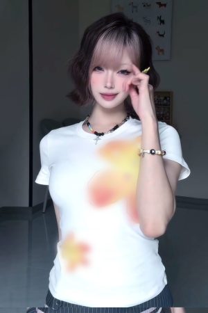 Vintage Floral Print Shoulder T-Shirt for Women, White Summer Short Sleeve Slim Fit Top, Sexy 90s Style