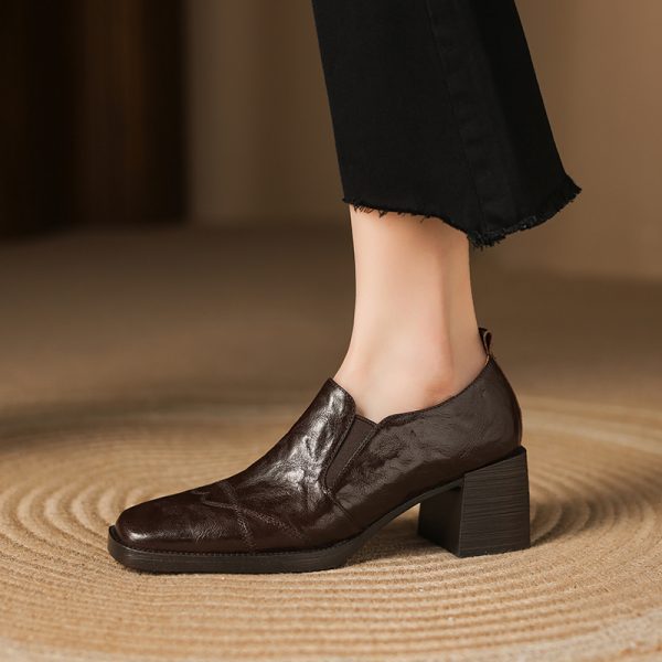 Vintage Genuine Leather Wrinkled Square-Toe Short Chelsea Boots for Women - Versatile Y2K Fashion Footwear