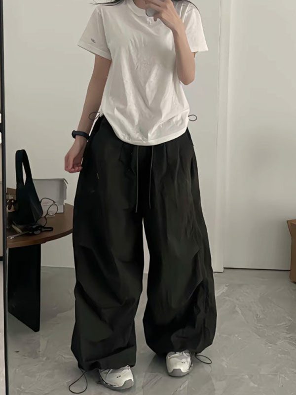 Vintage Loose Fit Cargo Pants for Women, Wide-Leg Parachute Trousers with Drawstring, Casual Jazz Dance Style, Floor-Length Sportswear