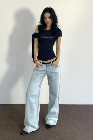 Vintage Slim-Fit Cropped T-Shirt - American Off-Shoulder Short Sleeve Summer Top for Spicy Girls, Trendy Design
