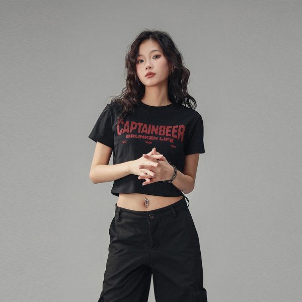 Vintage Slim Fit Cropped T-Shirt for Women - American Beer Team Captain Design, Summer Dance Style, Trendy Short Sleeve Top