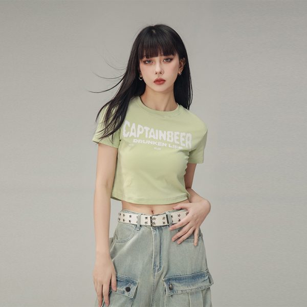 Vintage Slim Fit Cropped T-Shirt for Women - American Beer Team Captain Design, Summer Dance Style, Trendy Short Sleeve Top