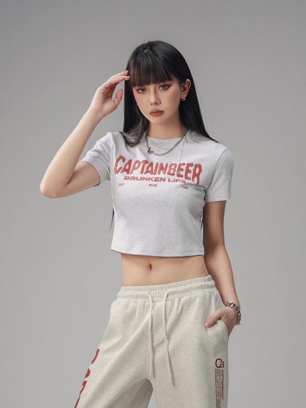 Vintage Slim Fit Cropped T-Shirt for Women - American Beer Team Captain Design, Summer Dance Style, Trendy Short Sleeve Top