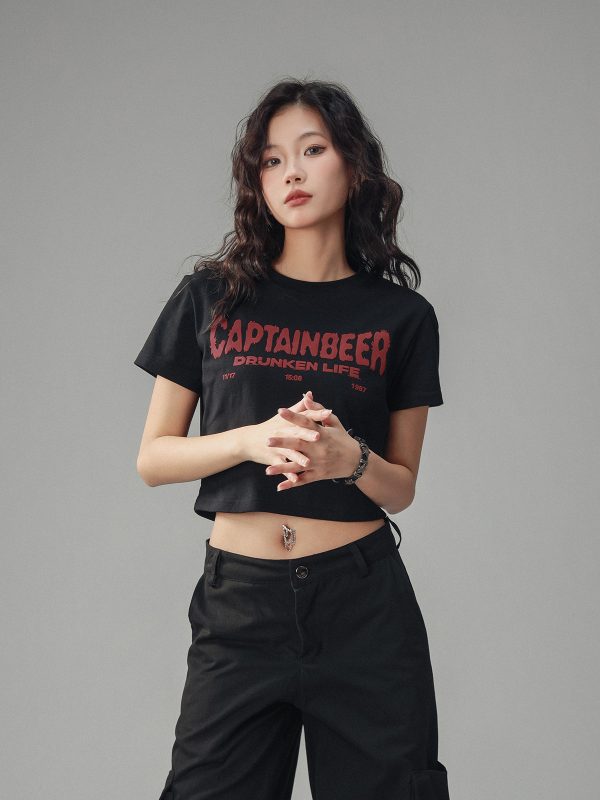 Vintage Slim Fit Cropped T-Shirt for Women - American Beer Team Captain Design, Summer Dance Style, Trendy Short Sleeve Top