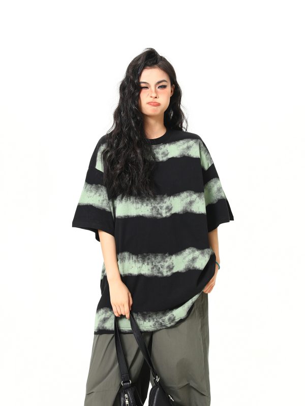 Vintage Striped Short Sleeve T-Shirt for Women - Loose Fit, Trendy Niche Design, Summer Style, Perfect for 90s & Y2K Looks