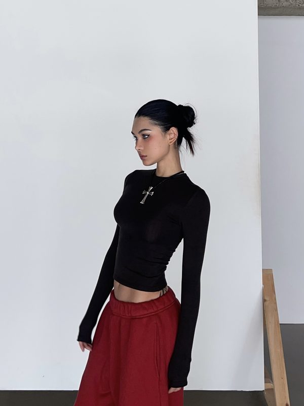 Warm Velvet Slim Fit Fitted Top - Soft Plush Waist-Defining Design - 90s Inspired - Available in 4 Colors