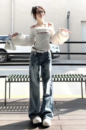 White One-Shoulder Long Sleeve Shirt for Women - Trendy Waist-Cinching Off-Shoulder Top for Spring & Autumn Fashion