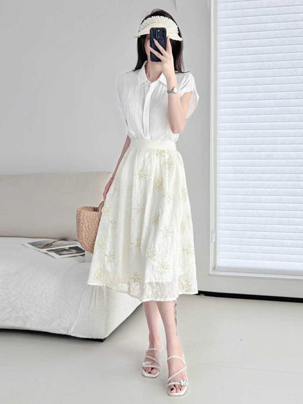 White Pleated Short-Sleeve Shirt for Women - Loose Fit, Single-Breasted, Skin-Friendly, Slimming Summer Casual Top