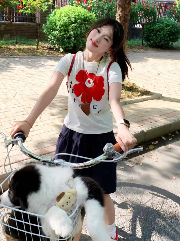 White Round Neck Short-Sleeve T-Shirt for Women with Red Floral Letter Print, Casual Slim Fit Summer Top, Y2K INS Style